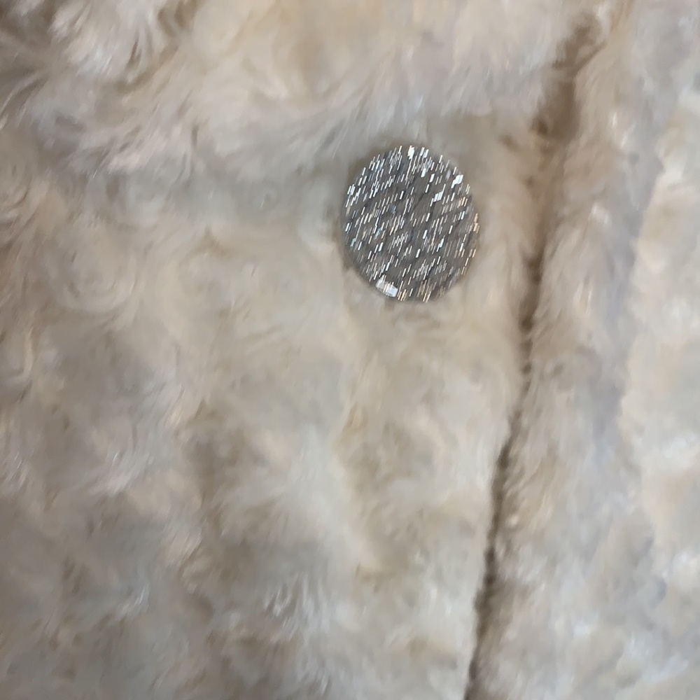 Beautiful / Comfortable Stylish Jacket! - image 4